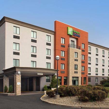 Holiday Inn Express Boston - Saugus By Ihg Exterior photo