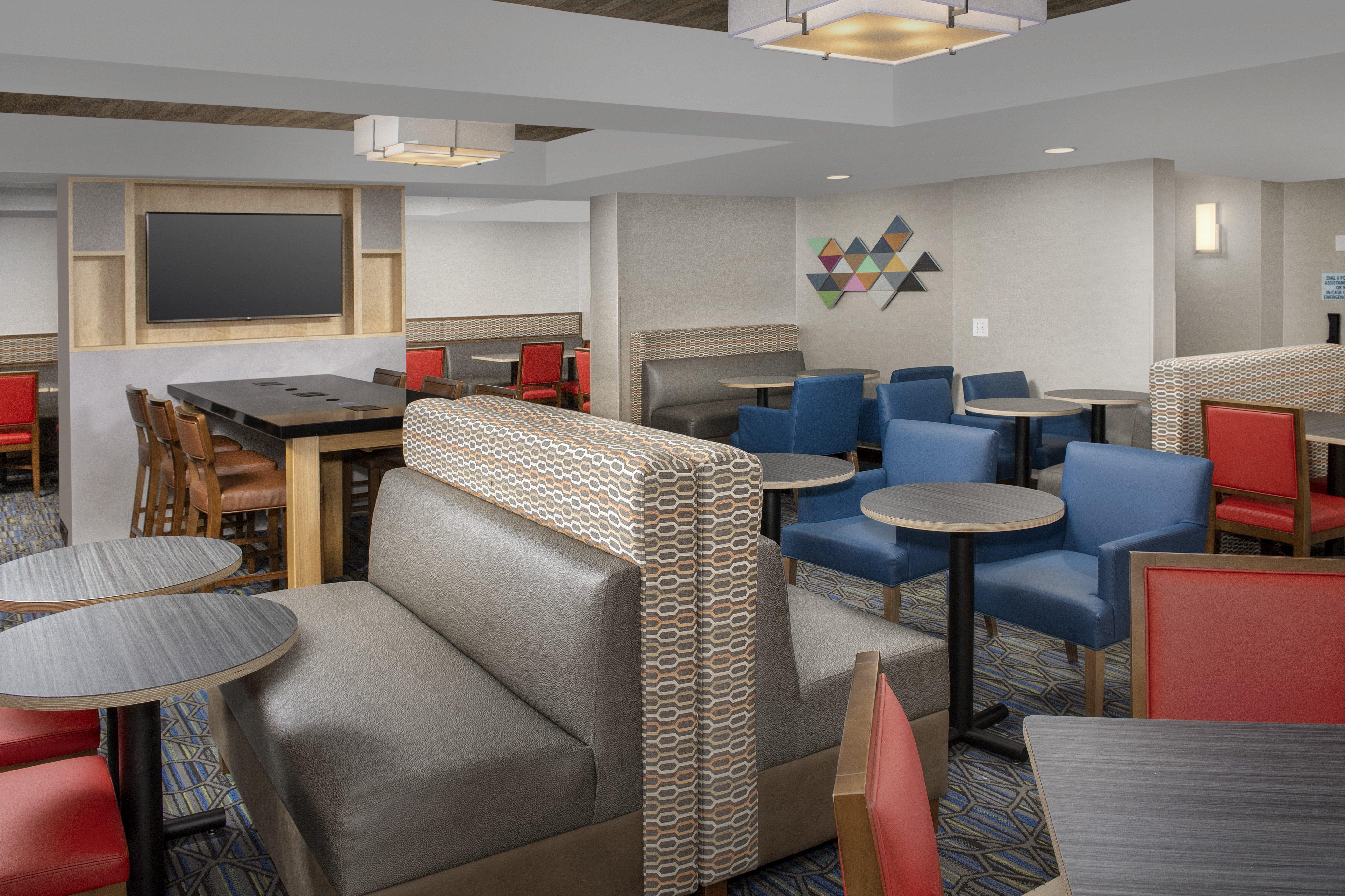 Holiday Inn Express Boston - Saugus By Ihg Exterior photo