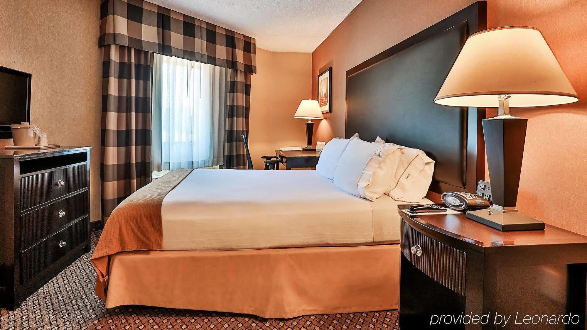 Holiday Inn Express Boston - Saugus By Ihg Exterior photo