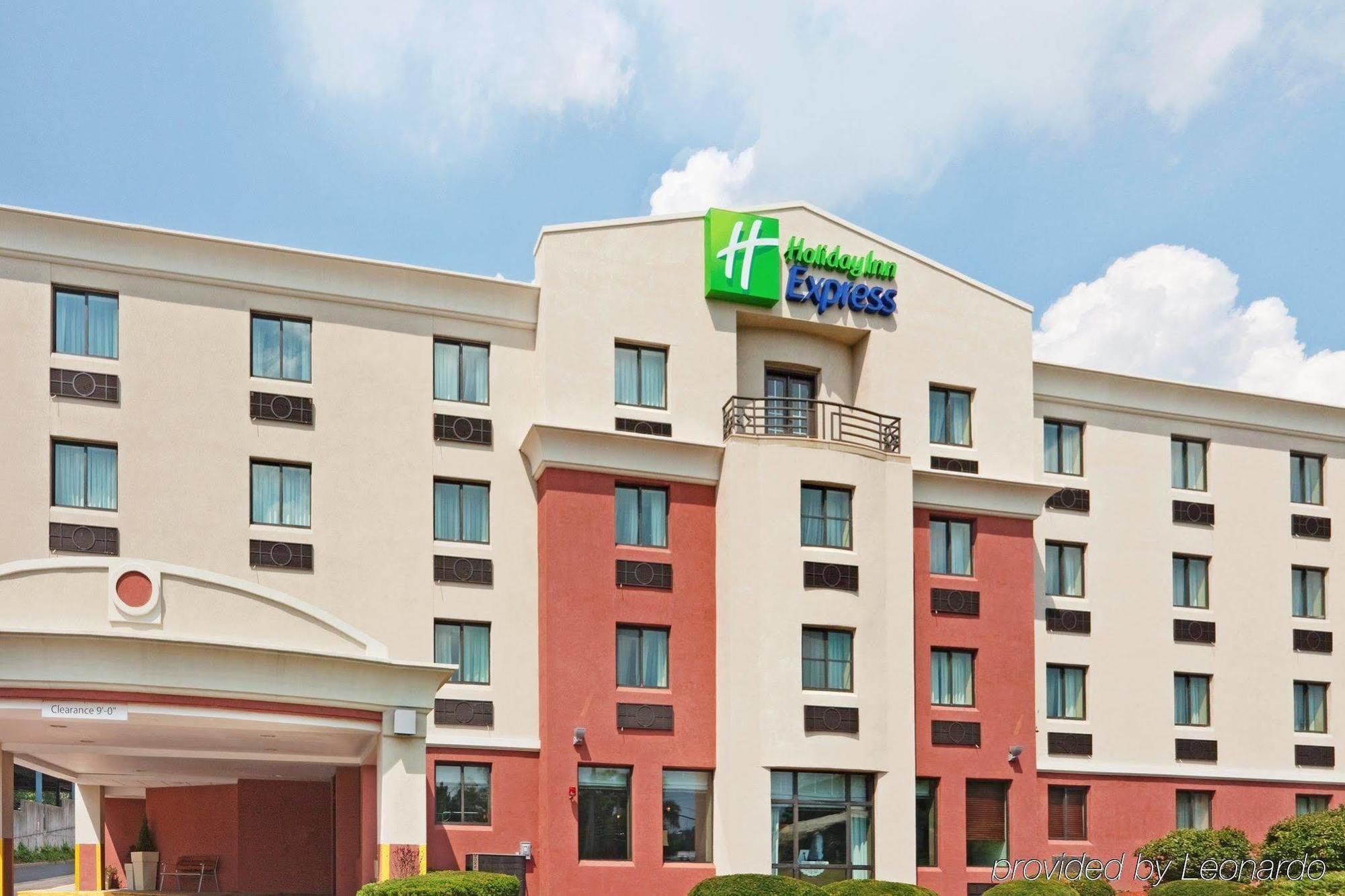 Holiday Inn Express Boston - Saugus By Ihg Exterior photo