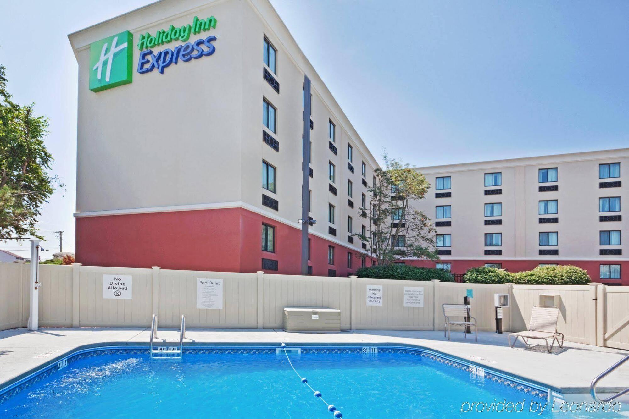 Holiday Inn Express Boston - Saugus By Ihg Exterior photo